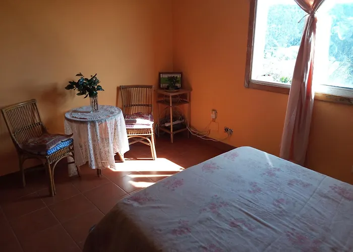 Habitacion Cama Matrimonial En A Armenteira